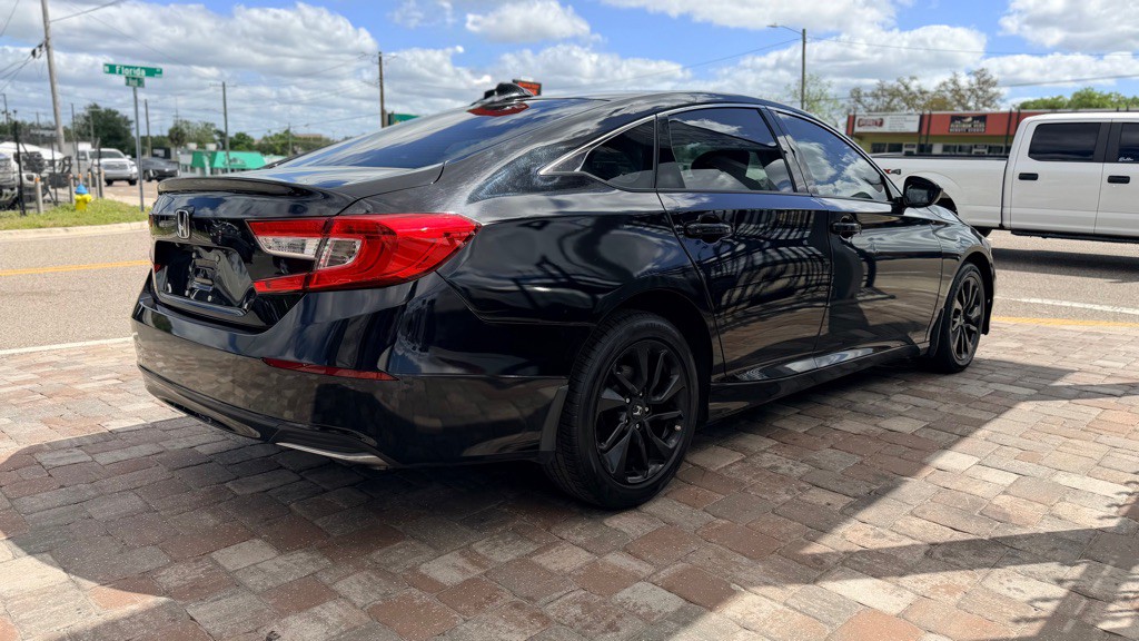 2019 Honda Accord Image 10