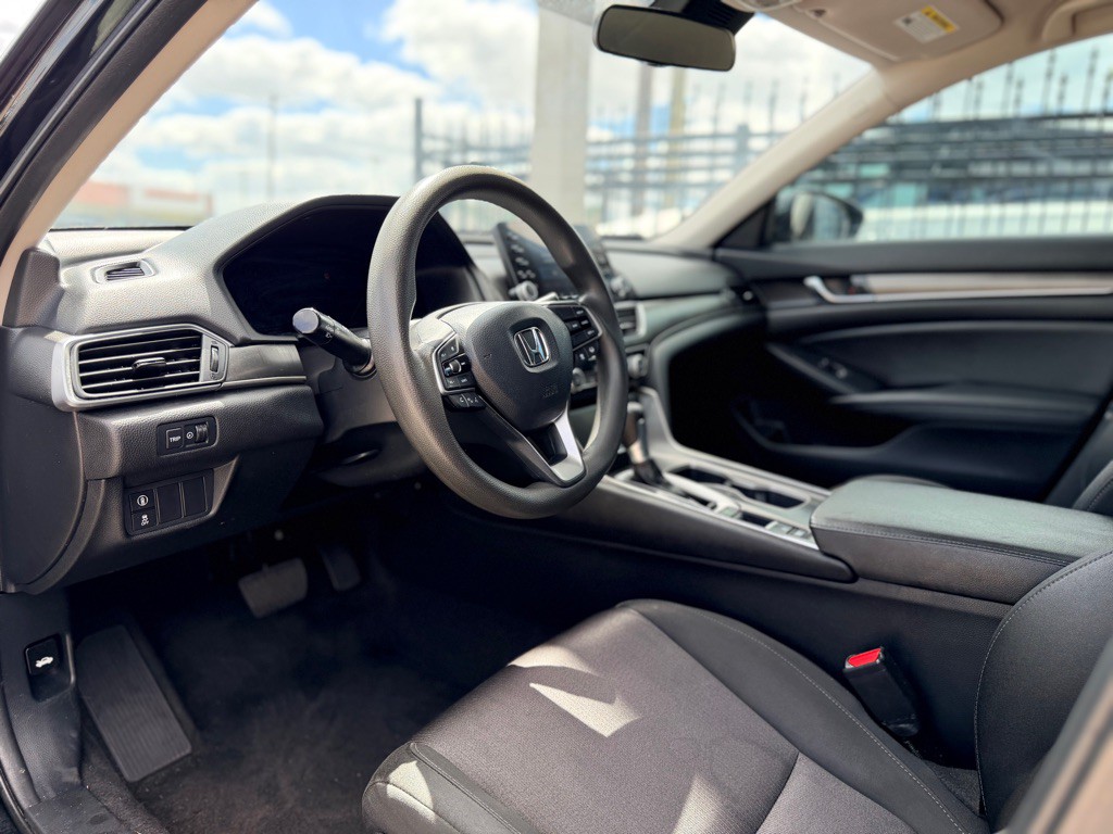 2019 Honda Accord Image 15