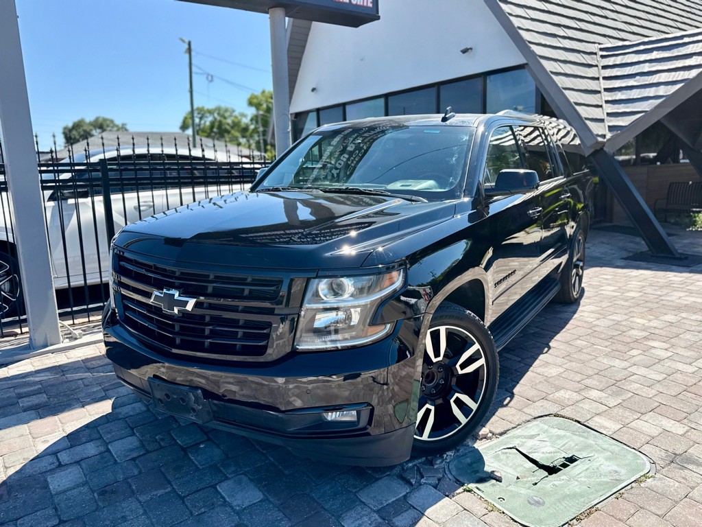 2018 Chevrolet Suburban Image 1