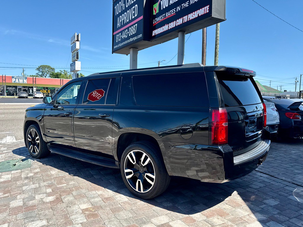 2018 Chevrolet Suburban Image 7
