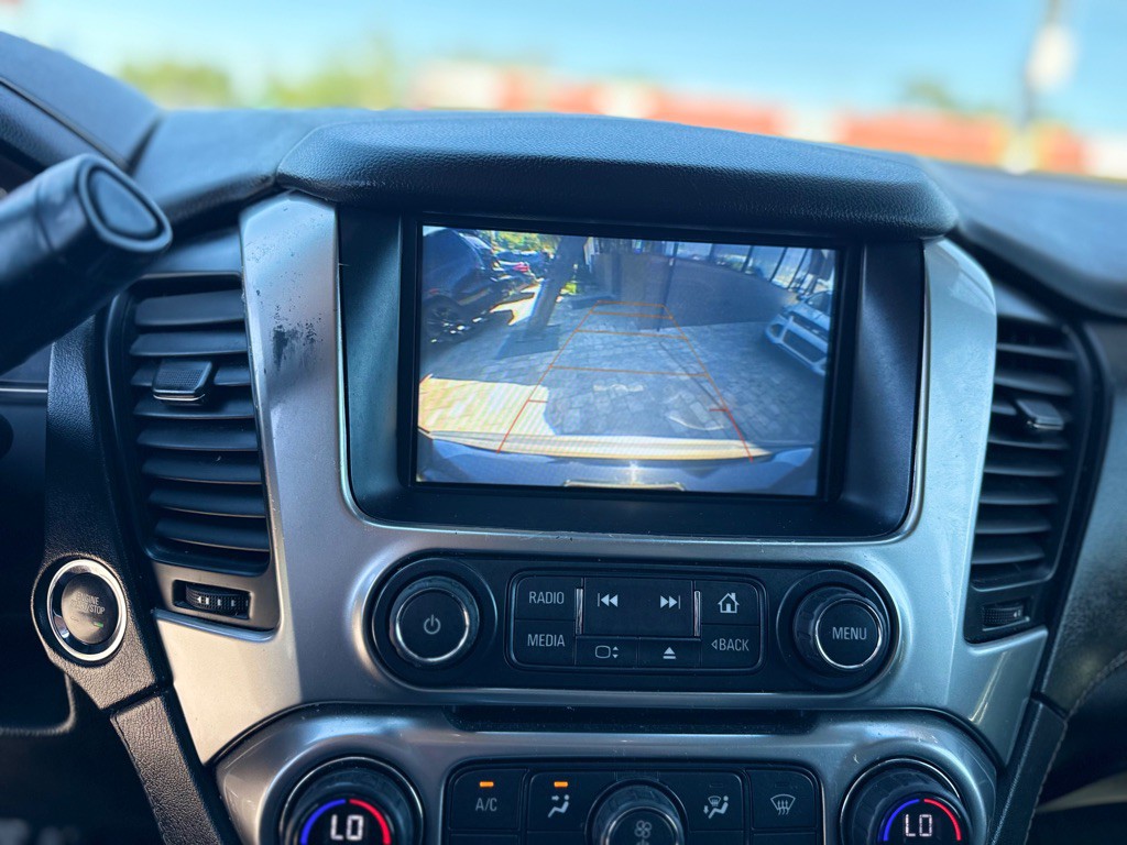 2018 Chevrolet Suburban Image 15