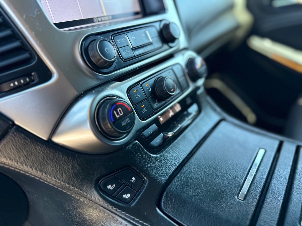2018 Chevrolet Suburban Image 26