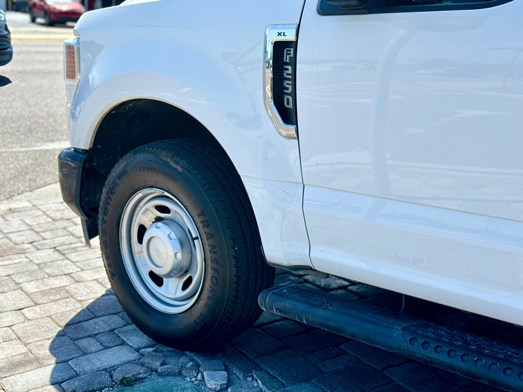 2021 Ford F-250 Image 10