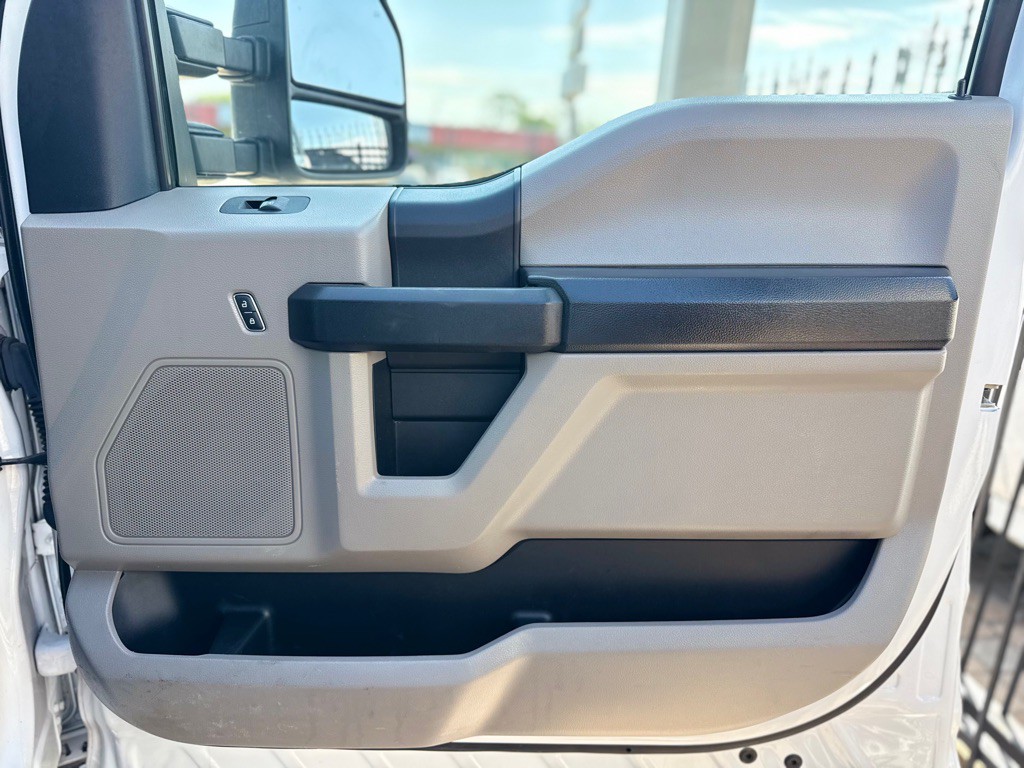 2021 Ford F-250 Image 24