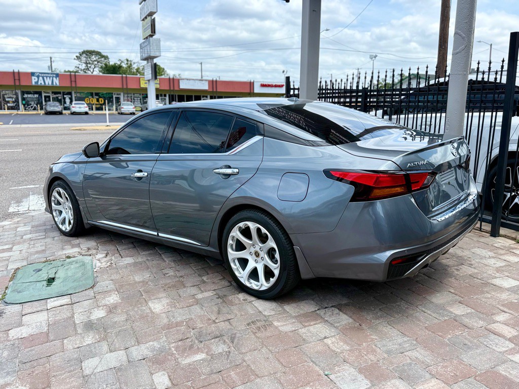 2019 Nissan Altima Image 6
