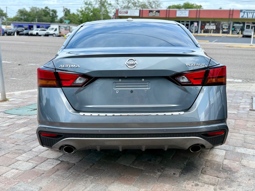 2019 Nissan Altima Image 7