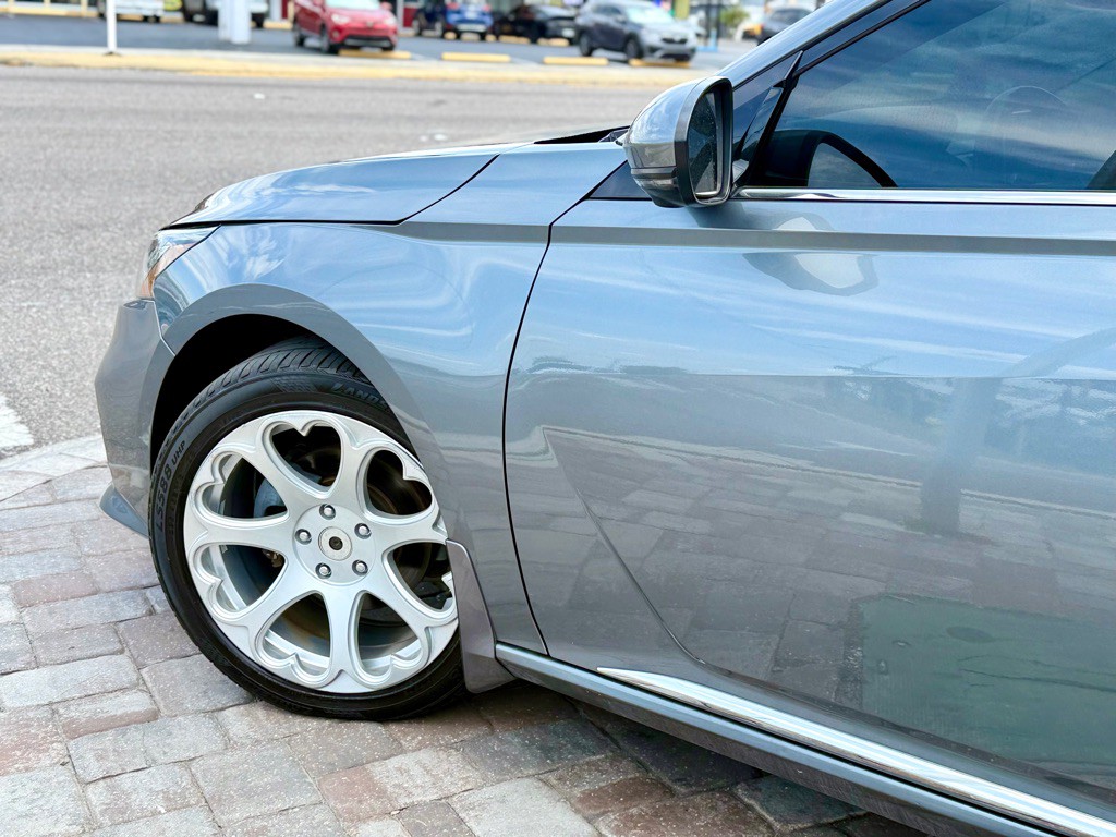 2019 Nissan Altima Image 10