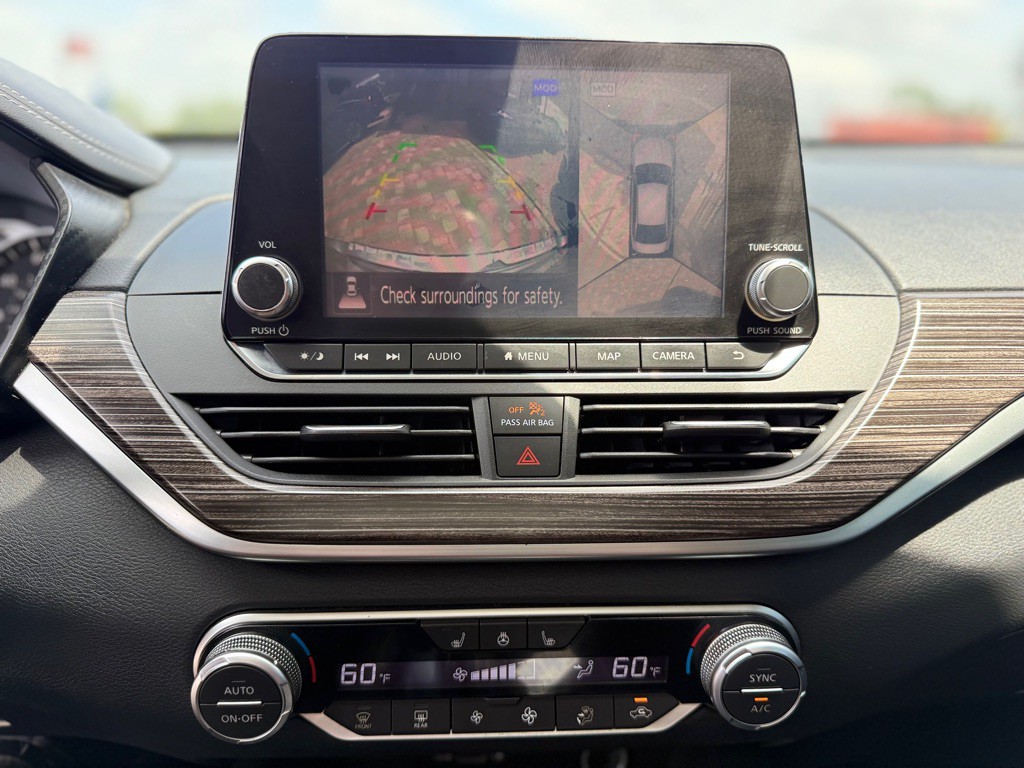 2019 Nissan Altima Image 14