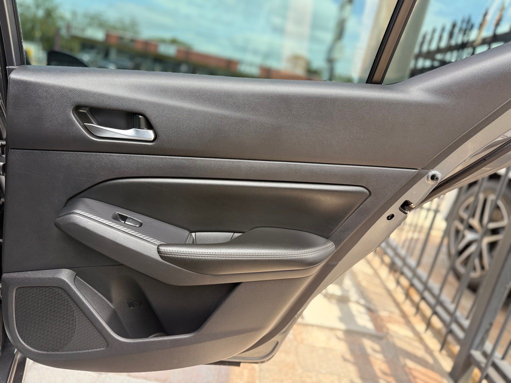 2019 Nissan Altima Image 31