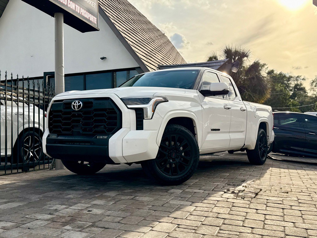 2022 Toyota Tundra Image 2