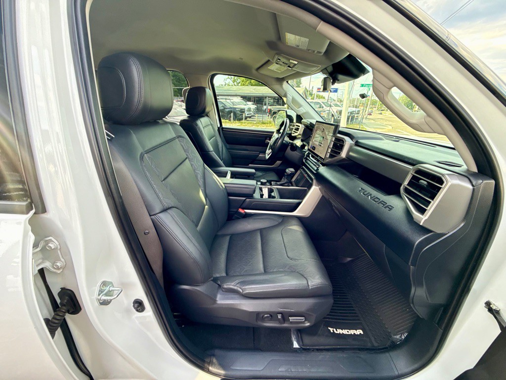 2022 Toyota Tundra Image 23