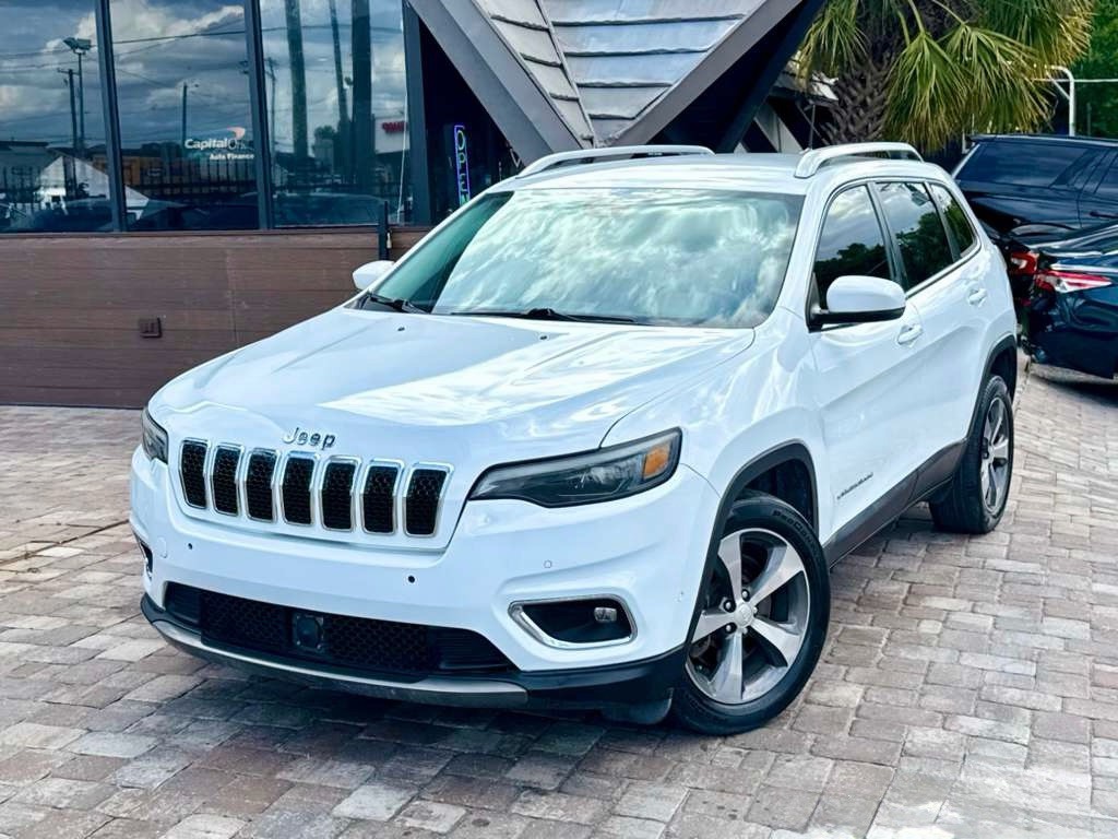 2020 Jeep Cherokee Image 1