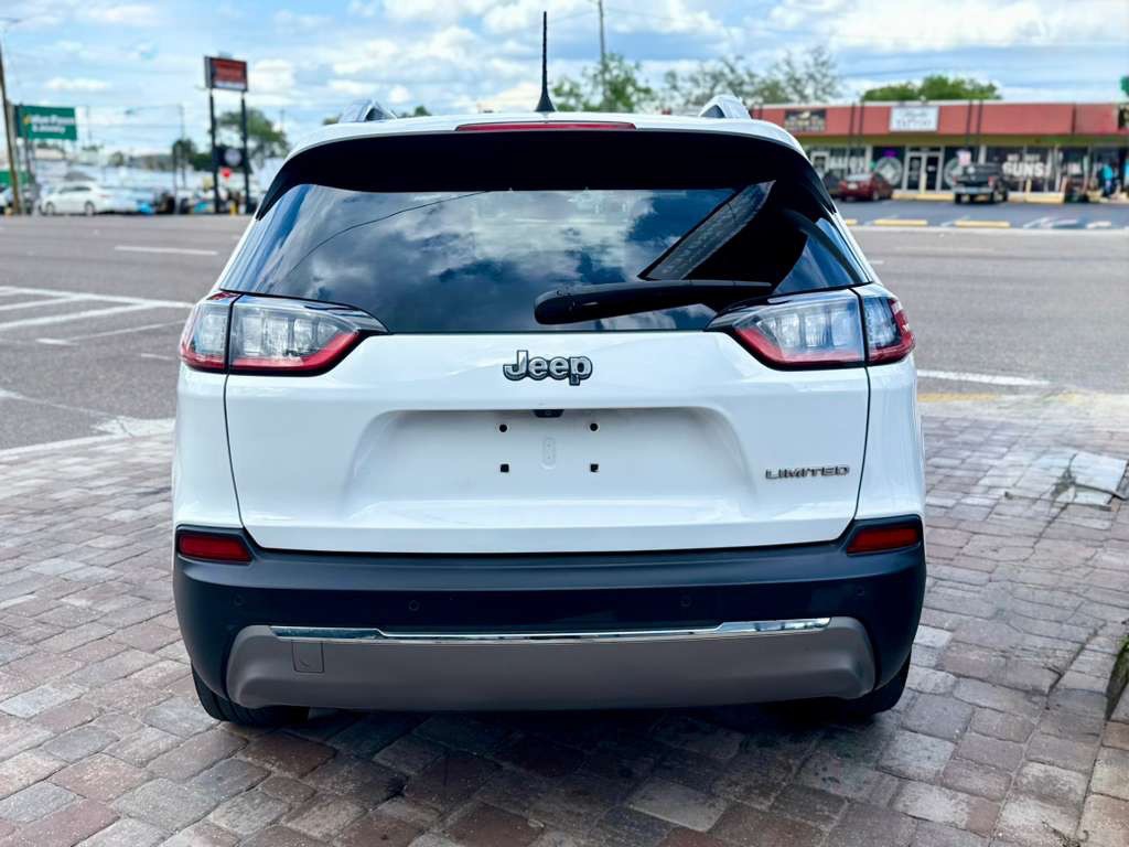 2020 Jeep Cherokee Image 7