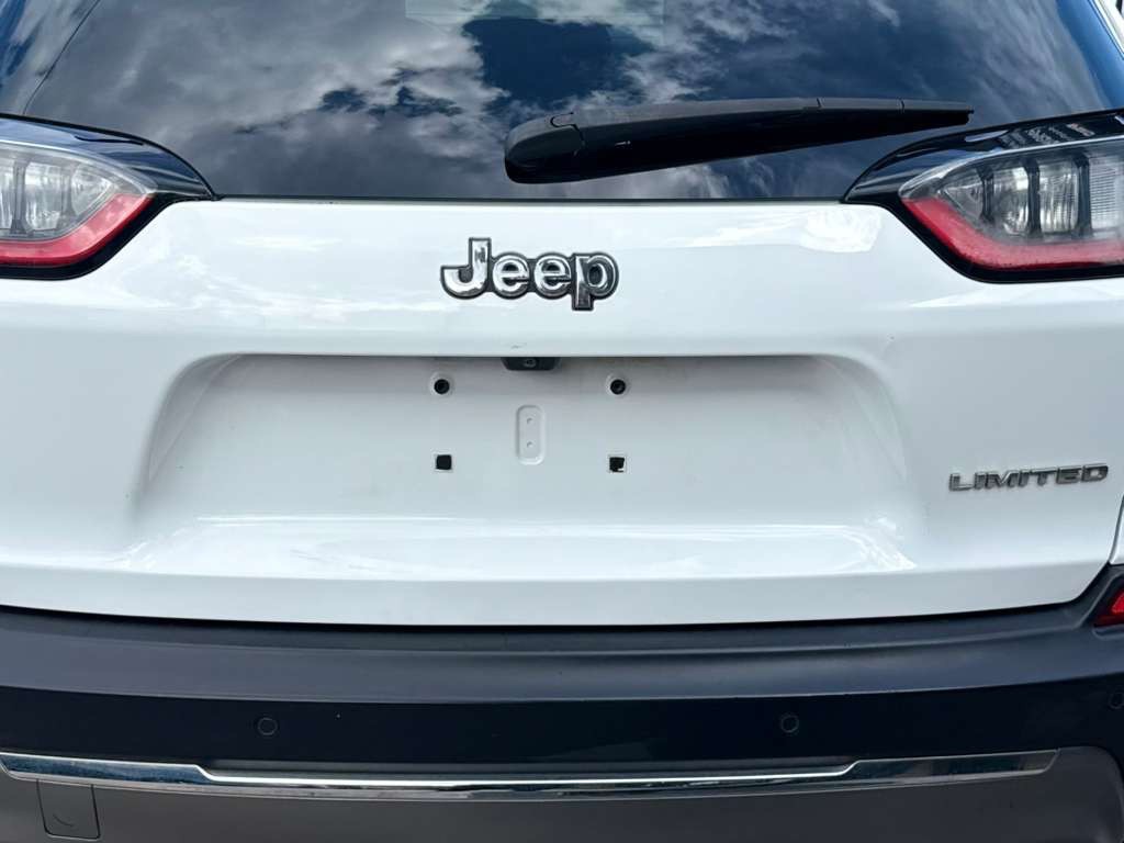 2020 Jeep Cherokee Image 9
