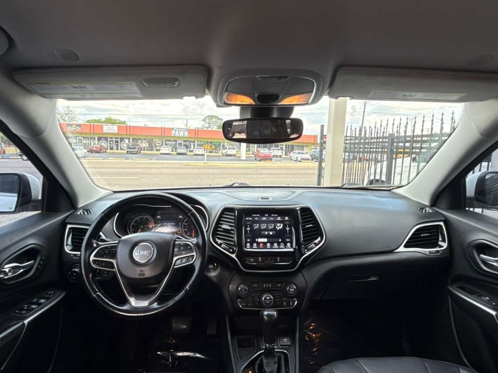 2020 Jeep Cherokee Image 19