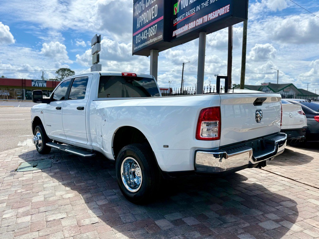 2024 RAM 3500 Image 7