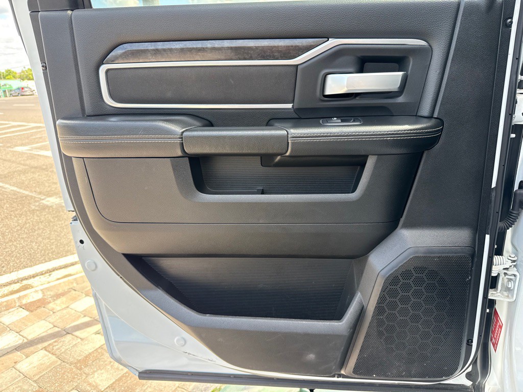 2024 RAM 3500 Image 33