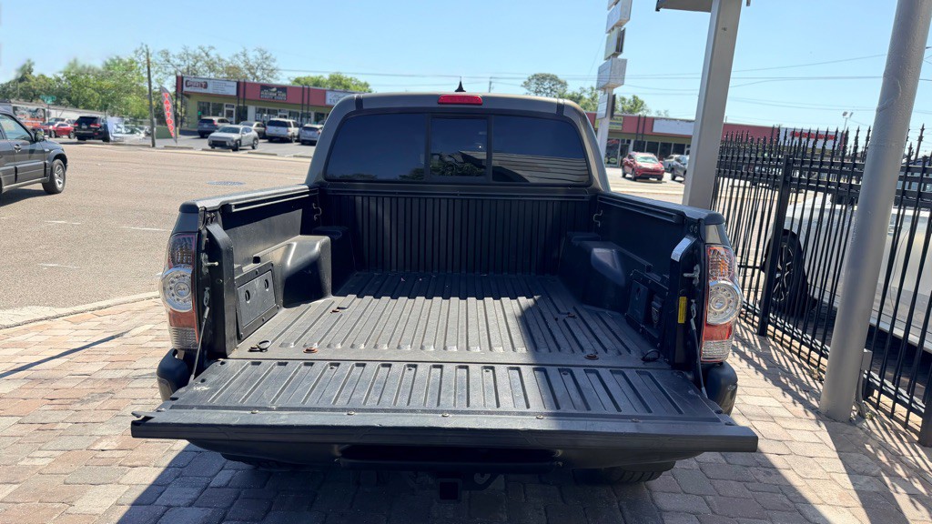 2013 Toyota Tacoma Image 12