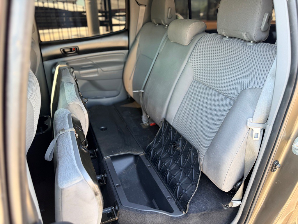 2013 Toyota Tacoma Image 21