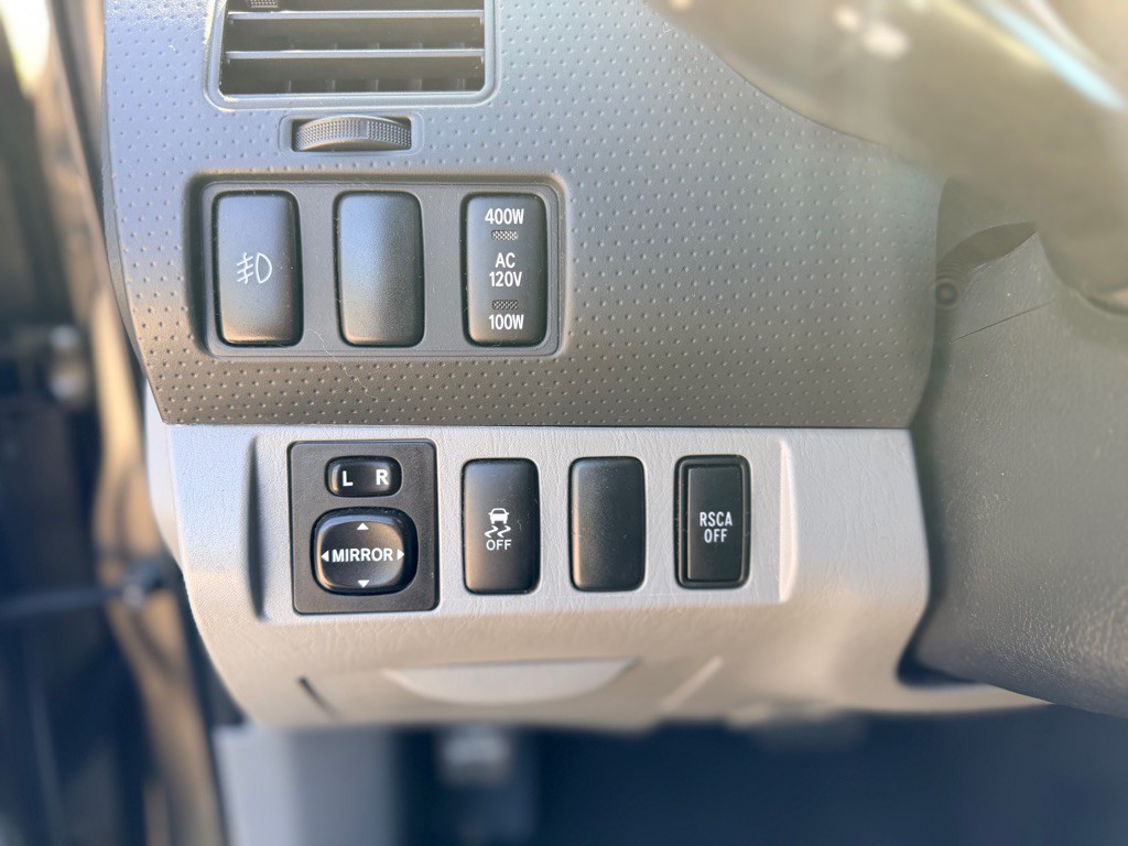 2013 Toyota Tacoma Image 29