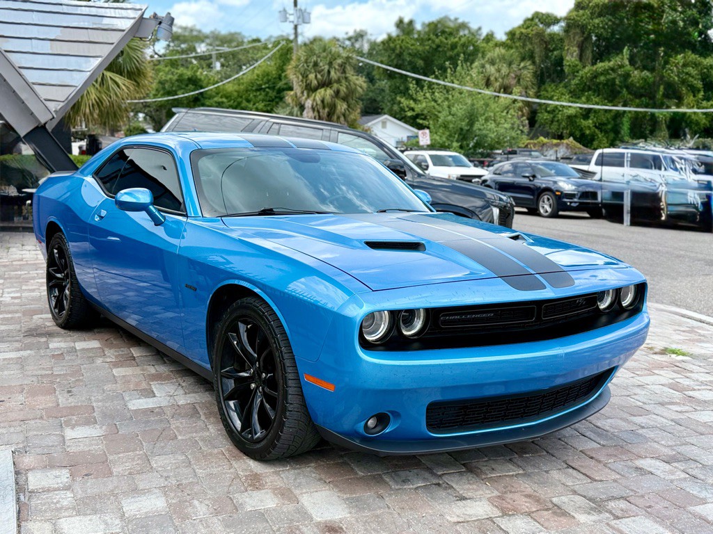 2016 Dodge Challenger Image 3