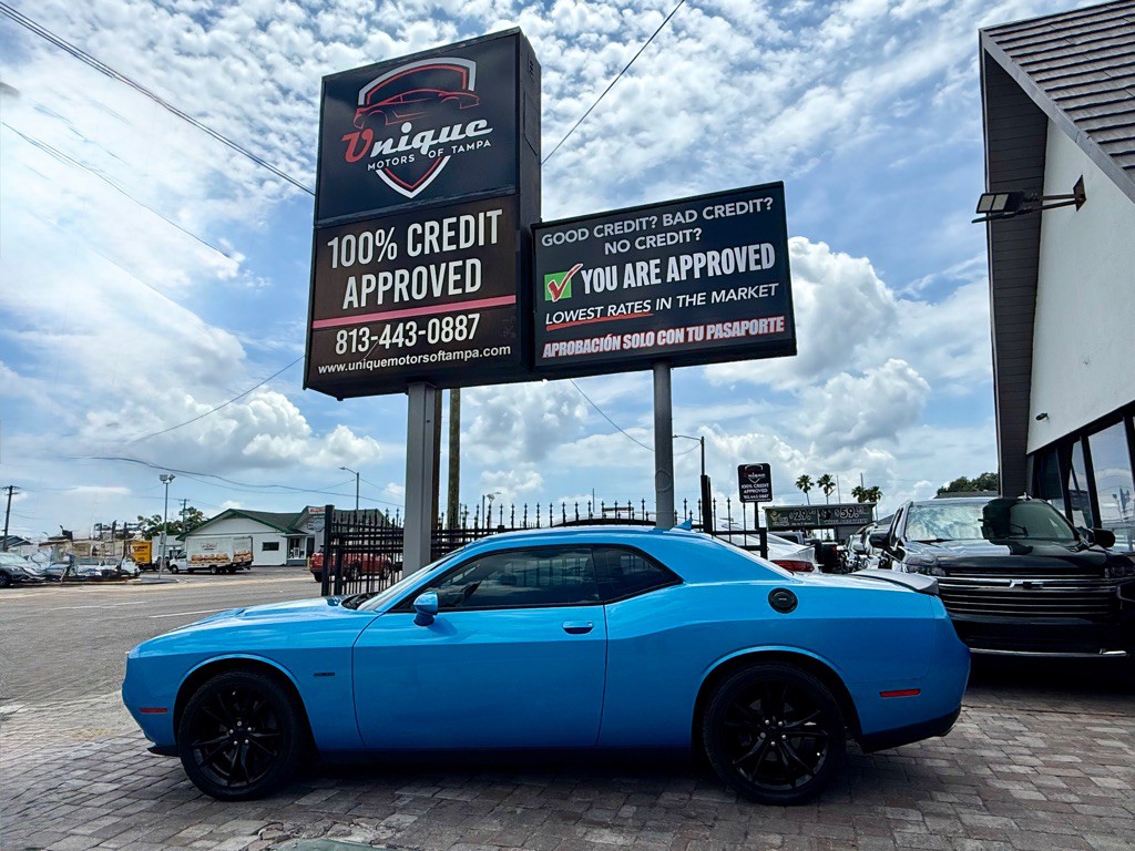 2016 Dodge Challenger Image 6