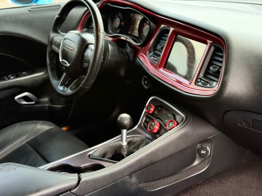 2016 Dodge Challenger Image 20