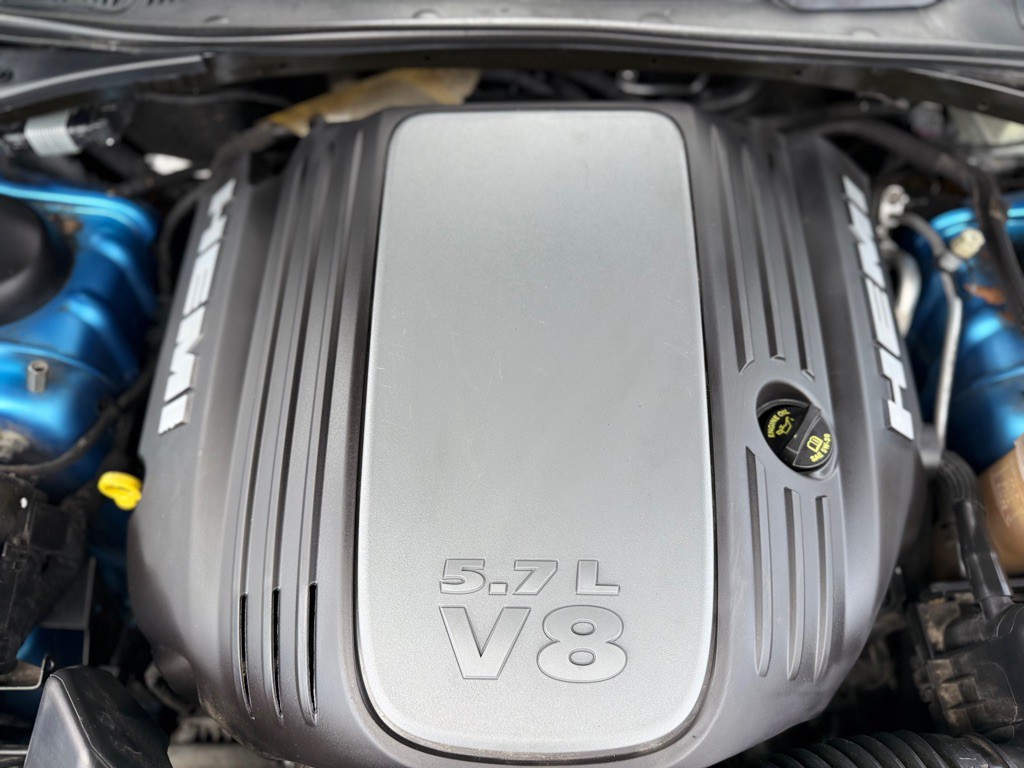 2016 Dodge Challenger Image 21