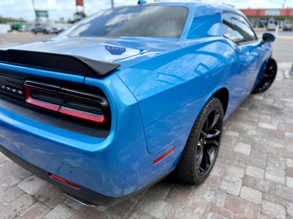 2016 Dodge Challenger Image 25