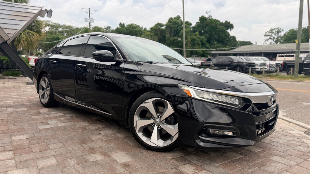 2018 Honda Accord Image 3