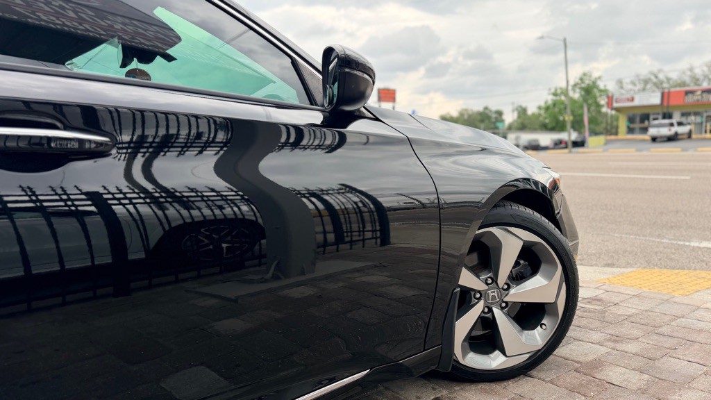2018 Honda Accord Image 8