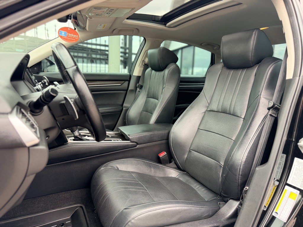 2018 Honda Accord Image 15