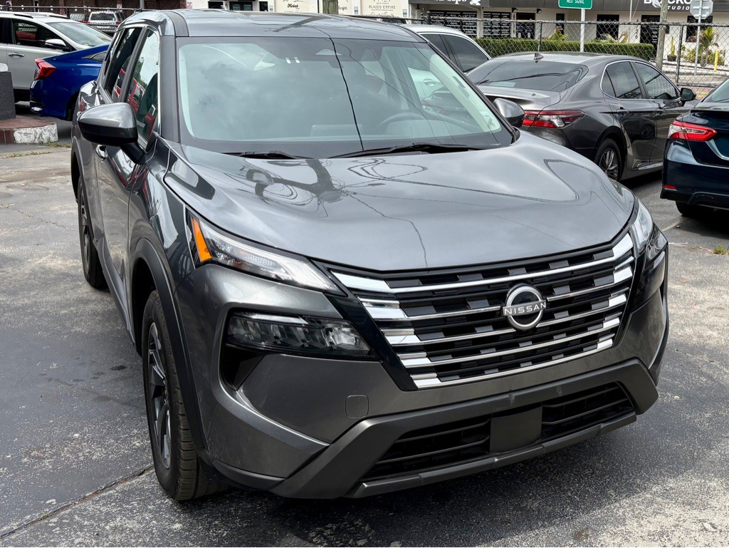 2024 Nissan Rogue Image 3