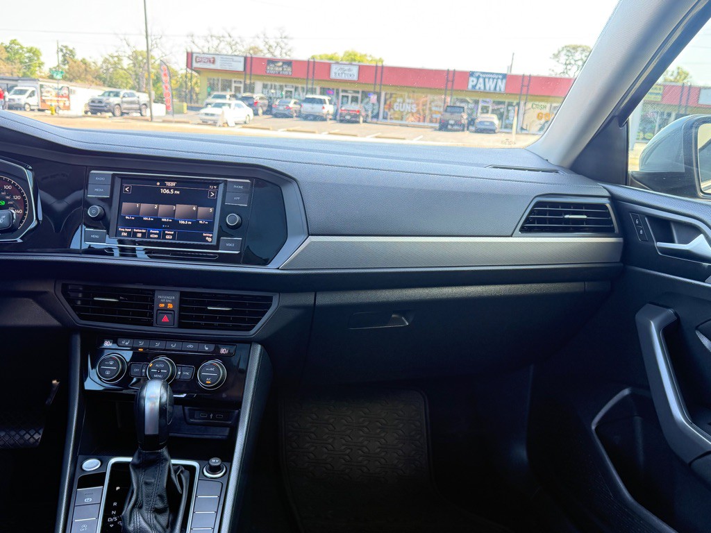 2020 Volkswagen Jetta Image 28