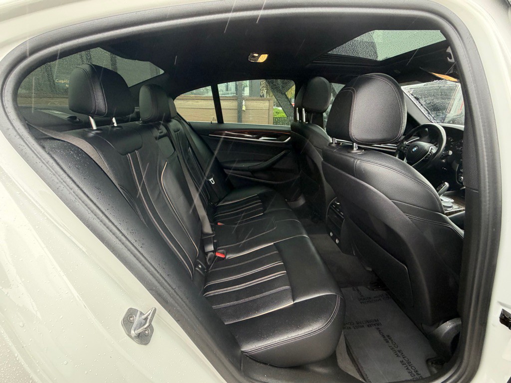 2019 BMW 5 Series Image 19