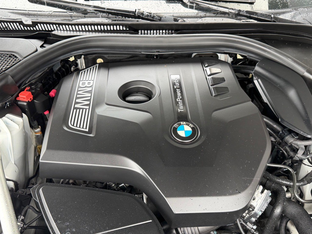 2019 BMW 5 Series Image 23