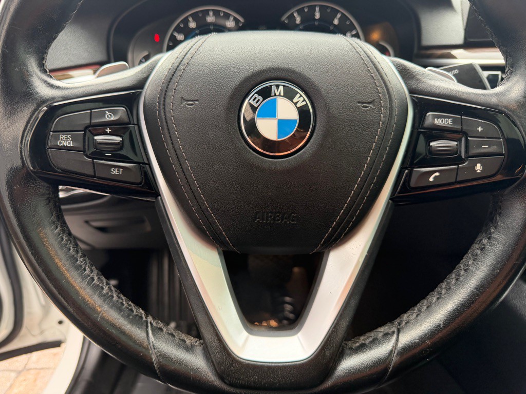 2019 BMW 5 Series Image 26