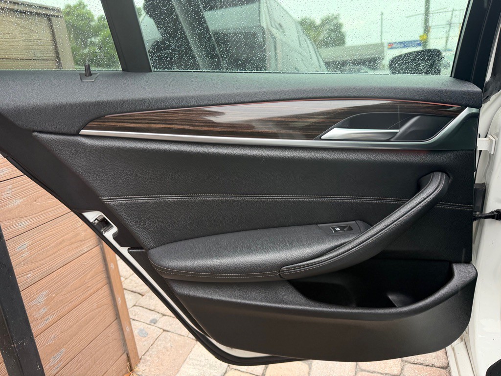 2019 BMW 5 Series Image 28