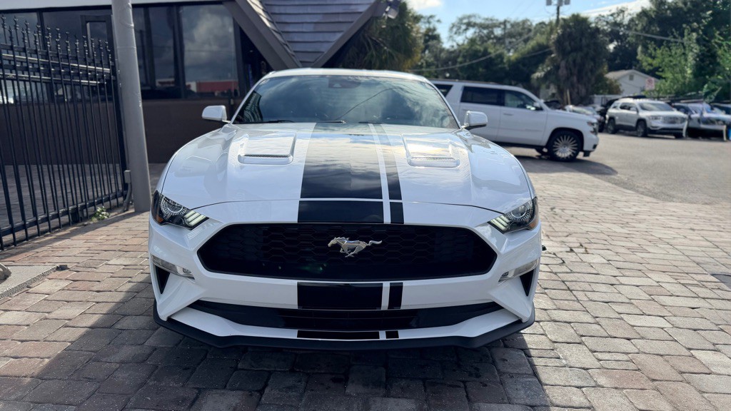2021 Ford Mustang Image 5