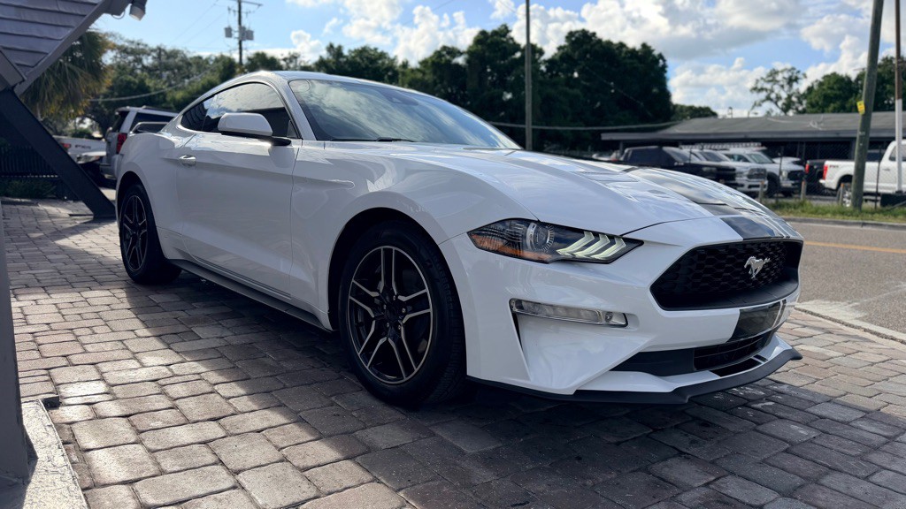 2021 Ford Mustang Image 6