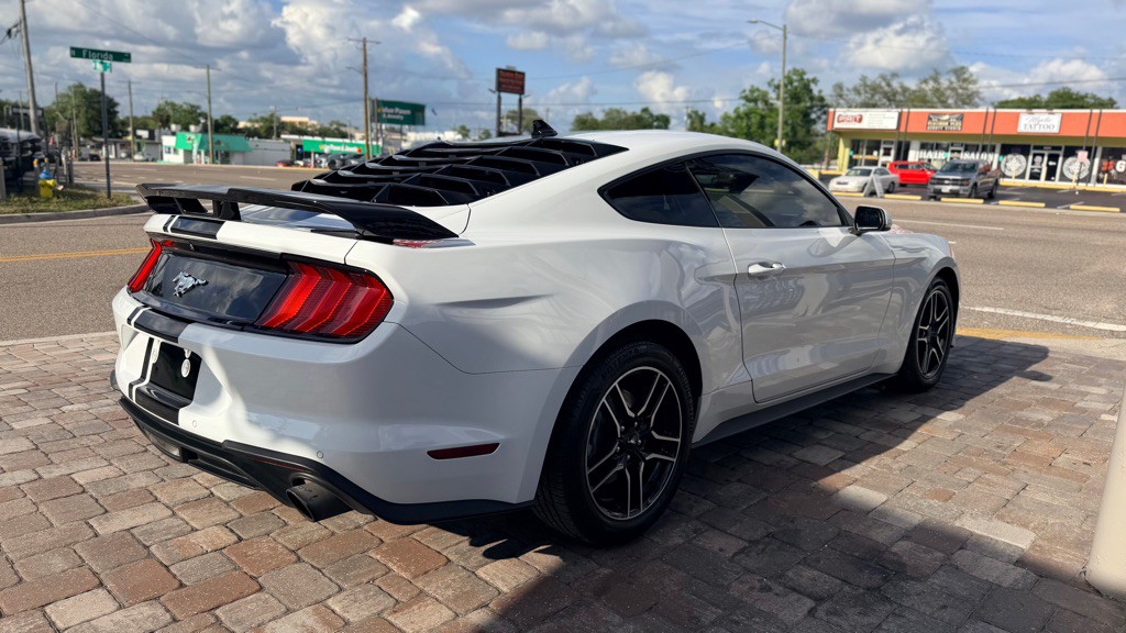 2021 Ford Mustang Image 10