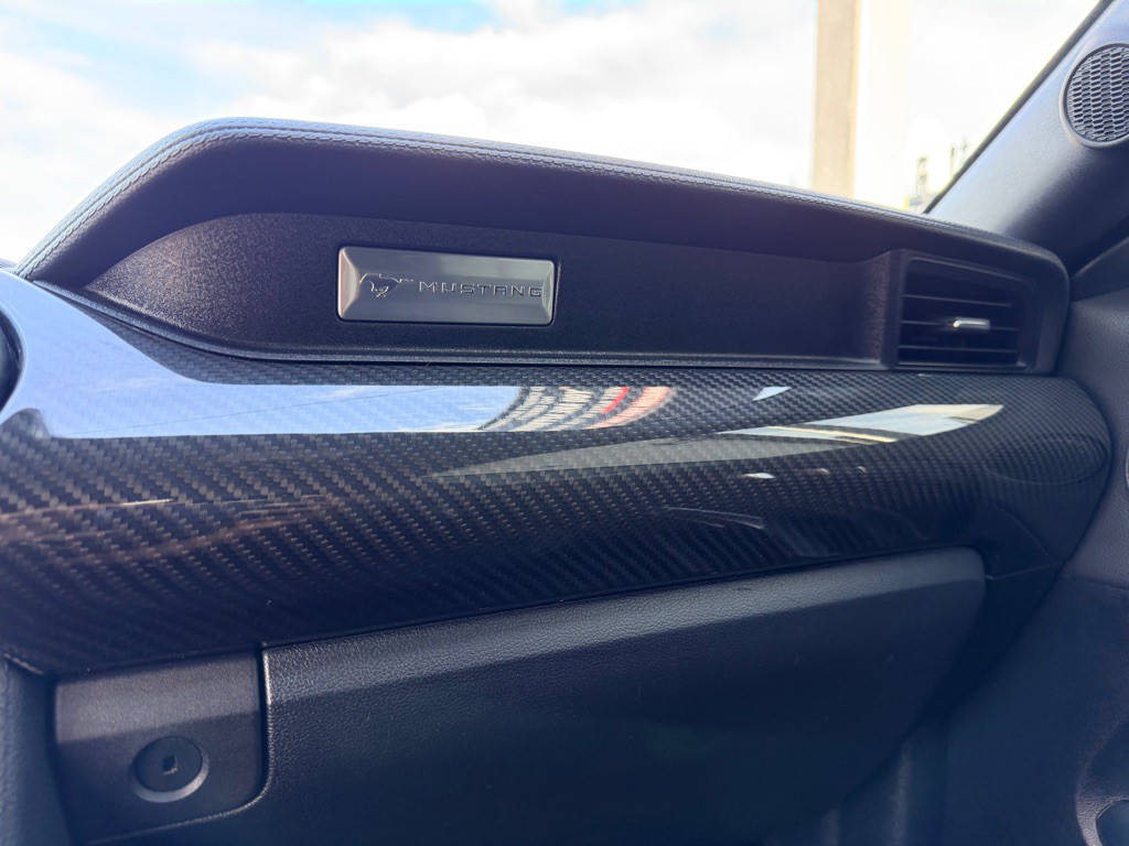 2021 Ford Mustang Image 23