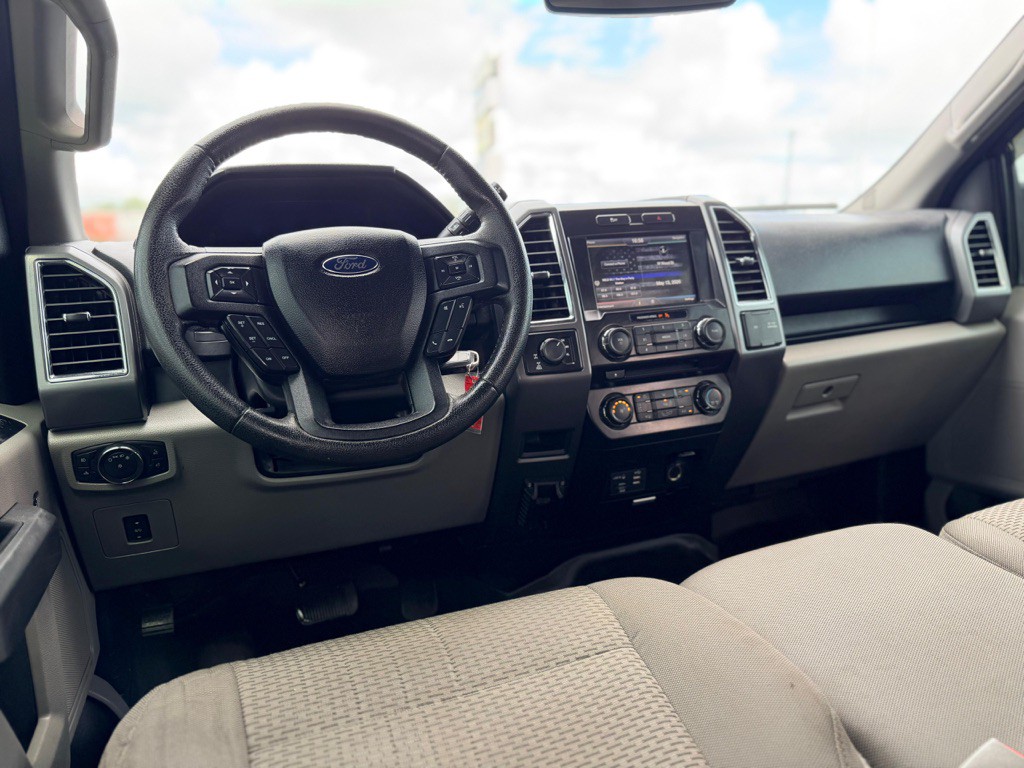 2015 Ford F-150 Image 21