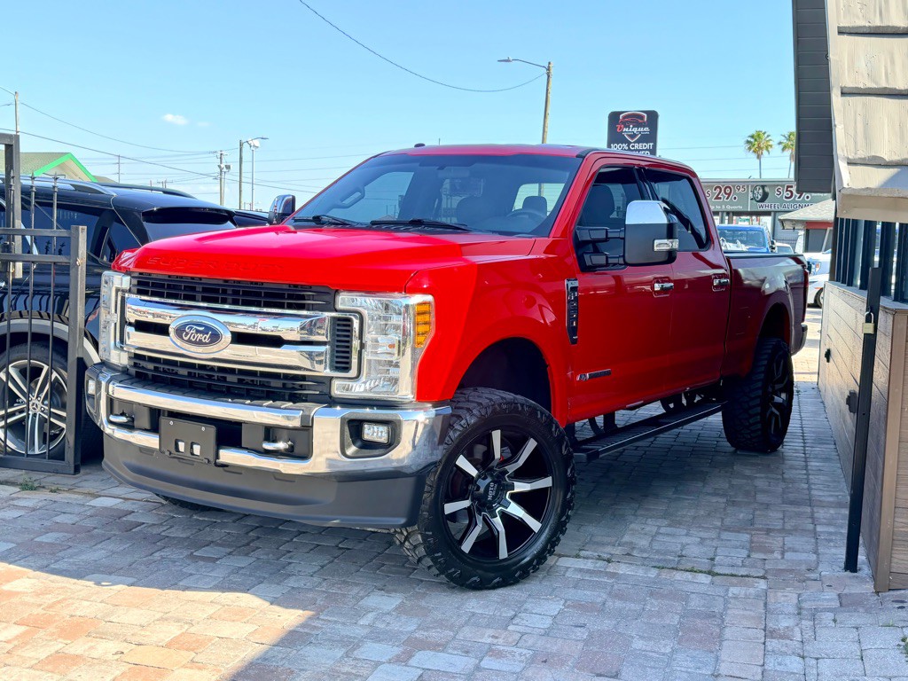2019 Ford F-250 Image 2