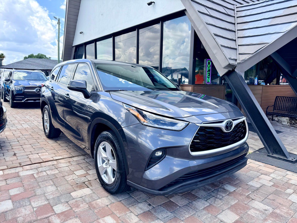 2021 Toyota Highlander Image 4