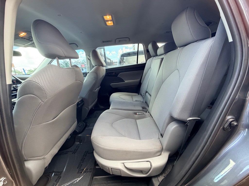 2021 Toyota Highlander Image 20
