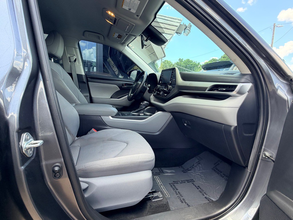 2021 Toyota Highlander Image 24