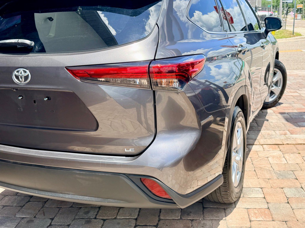 2021 Toyota Highlander Image 11