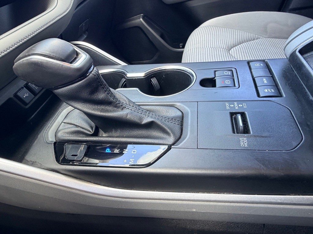 2021 Toyota Highlander Image 16