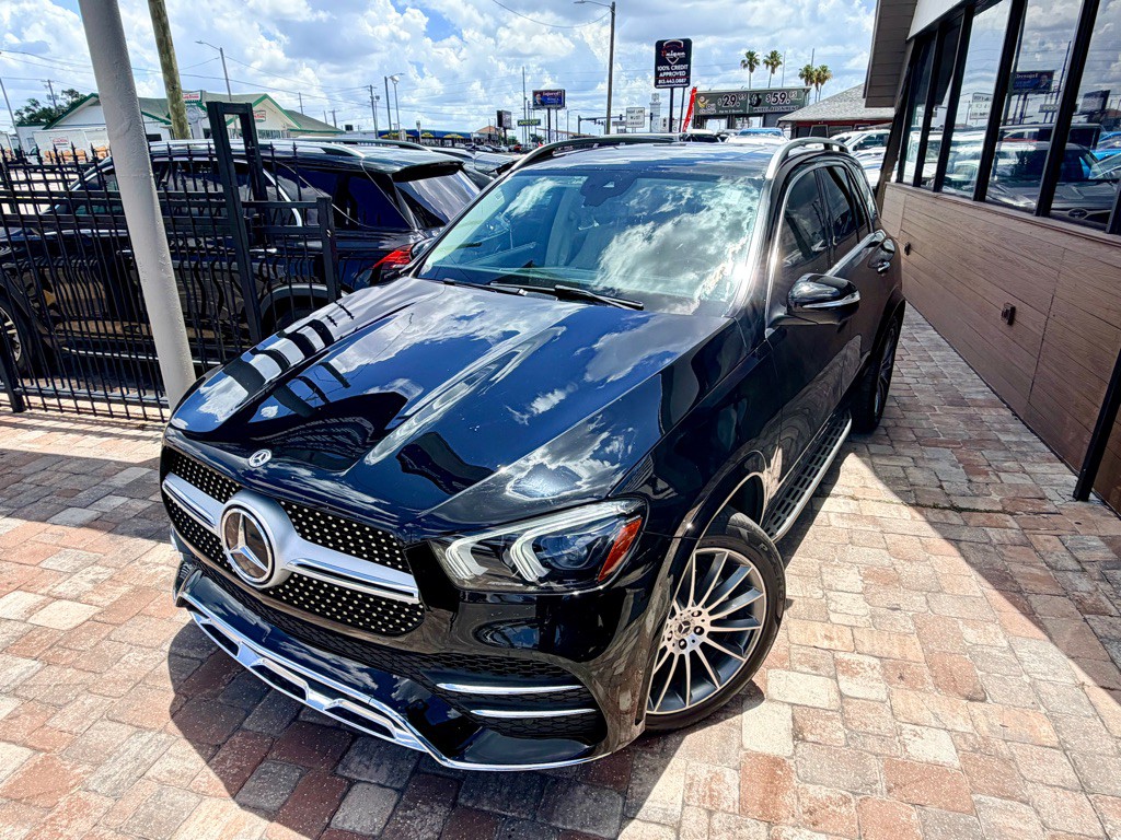 2021 Mercedes-Benz GLE-Class Image 2